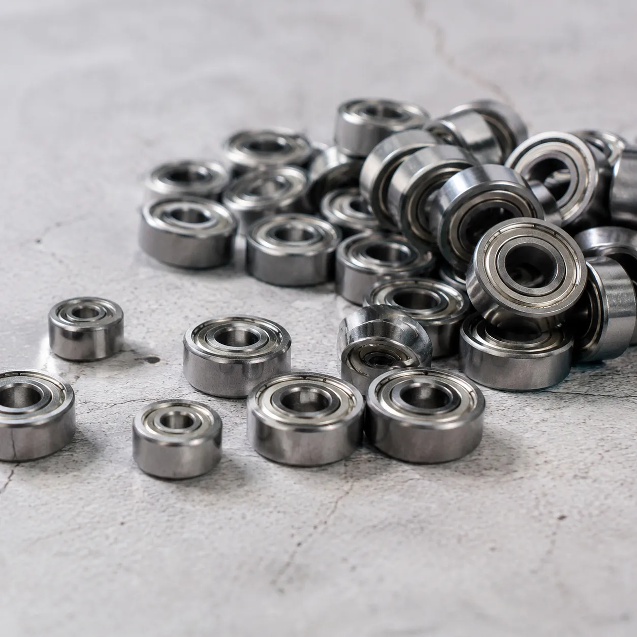 Discount miniature deep groove ball bearings bulk packs wholesale metric and inch sizes